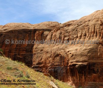 Scenic Byway of Highway 128 along Colorado River, Utah, USA