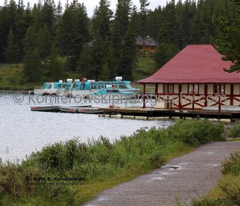 Maligne Lake, Jasper National Park, Alberta, Canada