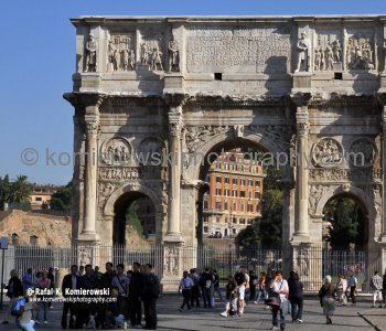Arco de Constantino near Colosseum, Antigua Roma