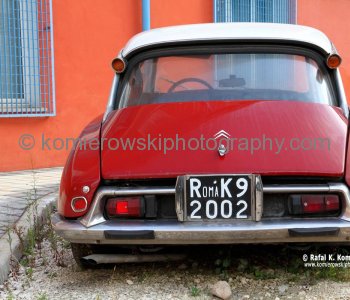 The Citroën DS21 probably built in 1970s,  Rome-Trastevere