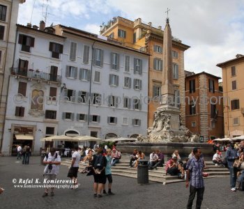 Colorful square - Piazza della Rotonda  next to Pantheon, Rome