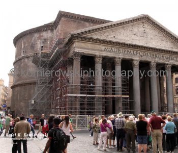 Pantheon - Piazza della Rotonda, Rome