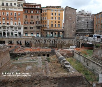 Largo di Torre Argentina,   ANTIGUA Rome