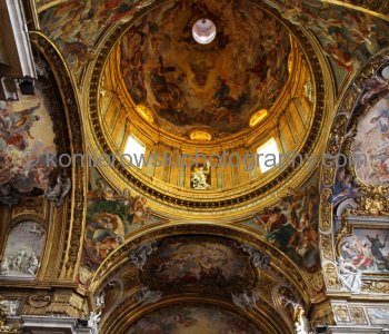 La chiesa del Santissimo Nome di Gesù,    Rome