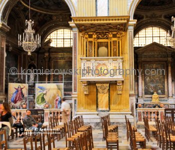 La chiesa del Santissimo Nome di Gesù,    Rome