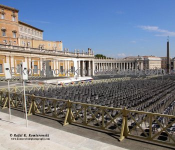 St. Peter Square... viewed from Saint Peter s Basilica,  Città del Vaticano