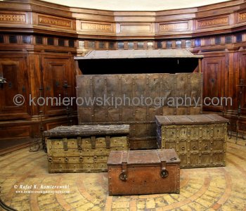 One more photo from interior of Castel Sant Angelo- Papal Treasury Room.  So far I found no photo or photos (on internet) showing  actual coffers.