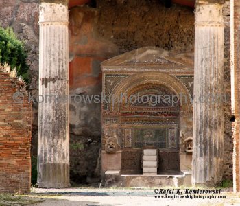 The Large Fountain at the House of the Large Fountain