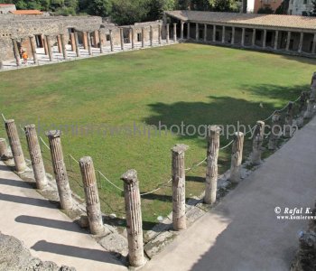 Arcaded Court of the Gladiators. After 62 A.D. the Arcaded Court was changed into a barracks for gladiators.Pompeii