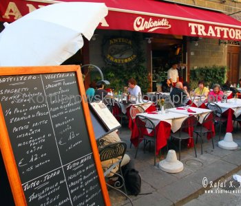 Antica Trattoria on Via Santa Maria, Pisa