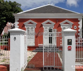 Scharloo District- former Jewish neighbourhood - were the first mansions of the Scharloo quarter constructed at the begining of the 18th century