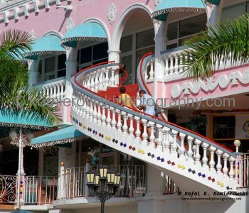 Dutch architecture mixes with bright Caribbean colors on every street corner here as a reminder of the origins of this city