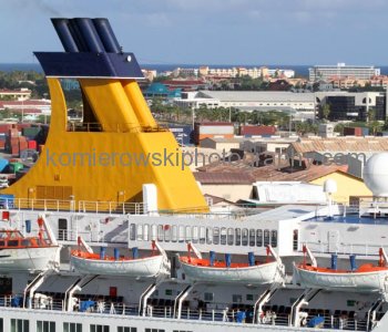 Arubans are happy to see cruisers: Arubas economy is fueled by tourists dollars,