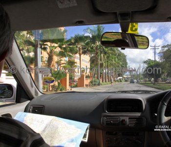 ... it is best to agree a price with the driver prior to commencing your journey however drivers  try to cut corners and do not delivered to see promised sights...