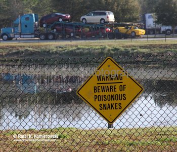 Before Leaving Florida - last shot of Warning Sign....I-95 , Rest Area near Jacksonville...
