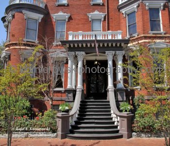 Historic Savannah...spectacular Garden City...