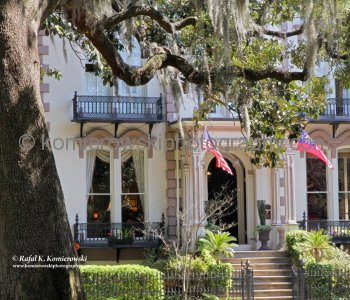 Historic Savannah...spectacular Garden City...