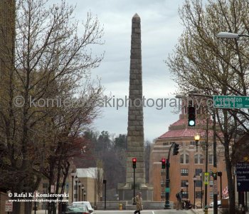Asheville, North Carolina,  Sunday, March 20, 2011, Sunday, March 20, 2011 T at  10:57 AM  (temperature plus 15 C = 59 F)