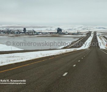 I-95 Northbound, Montana..on the way to USA - Canada border crossing, Thursday, March  24, 2011 at  4:22 PM (temperature  0 C = 32 F)