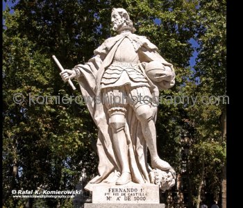 Madrid, near Royal Palace (photo taken on Wed. October 12, 2011)