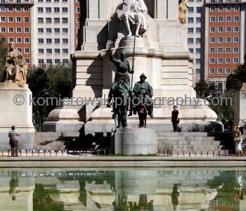 Bronze sculptures of Don Quixote and Sancho Panza, Plaza de España, Madrid