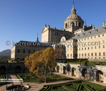 El Escorial was constructed from a plan based on the descriptions of Solomon\\