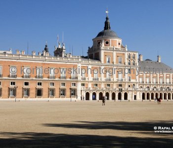 The Royal Palace of Aranjuez...the extensive gardens of the palace, which make use of the waters of the adjacent Tagus and Jarama rivers, are the most important of Spain s Habsburg period