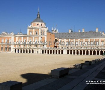 The Royal Palace of Aranjuez...is a massive and beautiful complex...