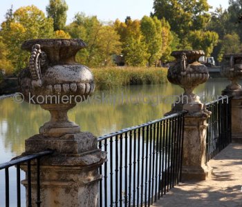 The Royal Palace of Aranjuez , huge gardens are Spain s most important of the Habsburg period, UNESCO World Heritage Site