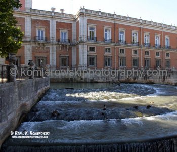 The Royal Palace of Aranjuez , huge gardens are Spain s most important of the Habsburg period, UNESCO World Heritage Site