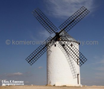 Windmills in Campo de Criptana, Castille-La Mancha, (UNESCO-World Heritage Site), Spain