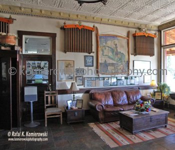 While touring and exploring enchanted New Mexico, we found some real gem of the Old West. Mountainair is a little town south of Albuquerque along Hwy 55.  This route is mostly known for visiting Franciscans Pueblo Missions of Salinas Basin.