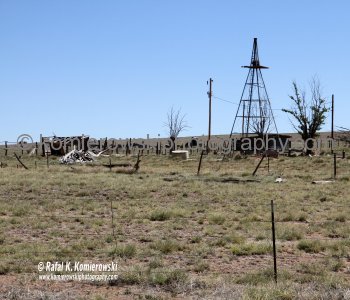 Mountainous land of few trees and even less water ... the Apaches and the Navajos, also called the high desert plateau home, scenery seen from the Hwy. 55, New Mexico