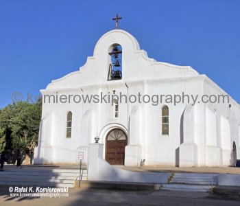 The Ysleta Mission, located in the Ysleta del Sur Pueblo within the municipality of El Paso, Texas, is recognized as the oldest continuously operated parish in the State of Texas