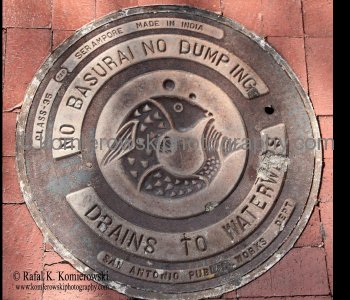 Manhole cover, San Antonio, Texas
