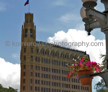 Emily Morgan Hotel seen from Alamo, ...one of the most widely recognized hotel landmarks in San Antonio, Texas -