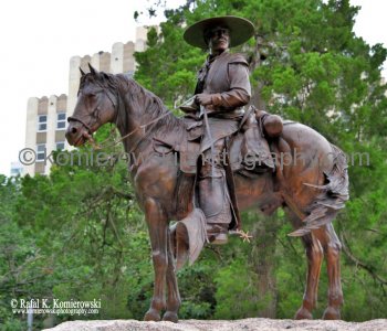 Tejano Monument....a massive 250-ton tribute to Texas early Spanish and Mexican explorers, settlers and their descendants...all Texans and Americans to be proud of!!