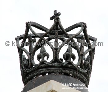 Royal Crown on the top of pilar near the entrance gate to the Royal Palace- Kingdom of Tonga