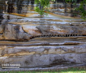 Right in the city...Sydney Basin filled with near horizontal sandstones and shales of Permian to Triassic age that overlie older basement rocks of the Lachlan Fold Belt