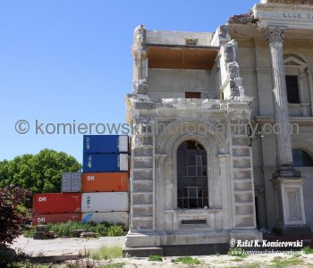 Cathedral of the Blessed Sacrament after earthquake, shipping containers support damaged walls. Christchurch, New Zealand