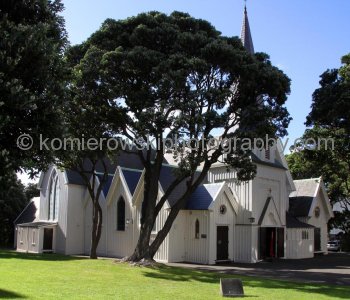 Old St. Paul s is a former cathedral in the Diocese of Wellington of the Anglican Church in Aotearoa, New Zealand and Polynesia