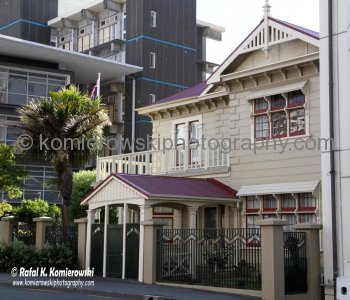 Old and New ....exploring Wellington on foot...Wellington is very compact, perched on the edge of a stunning natural harbor