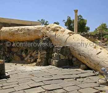 Beit Shean - the ruins of Roman-Byzantine Scythopolis, which tell of its richness and greatness.