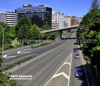 View of Wellington Urban Motoroway from the bridge over Bolton Street Memorial Park, formerly known as Bolton Street Cemetery, is the oldest cemetery in Wellington, New Zealand