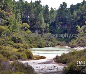 Wai-O-Tapu, New Zealand