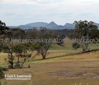 Pass Ilford we entered scenic Bylong Valley Way towards Sandy Hollow, NSW, Australia