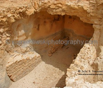 Excavations at the site have been conducted by the Hebrew University of Jerusalem under the direction of Yigael Yadin since the early 1960s.