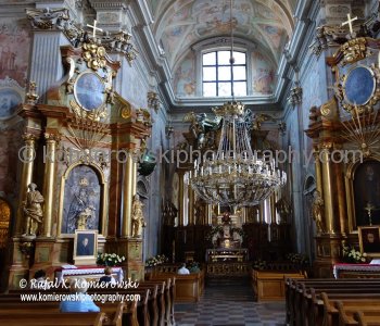 Main altar at St. Anne Church located in the historic center of Warsaw, adjacent to the Castle Square, Warsaw, Poland