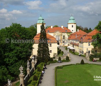 From the 16th century until 1939 the estate was property of the Hochberg von Pless princes, who extended their unusual castle over the centuries. Last owner, prince Hans Heinrich XVII pass away as Mr.Henry von Pless in 1982.