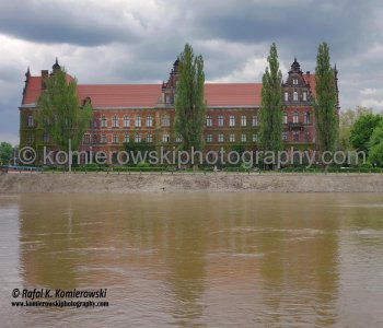 View across Odra river from Ostrow Tumski /Cathedral Island/, Wroclaw, Poland